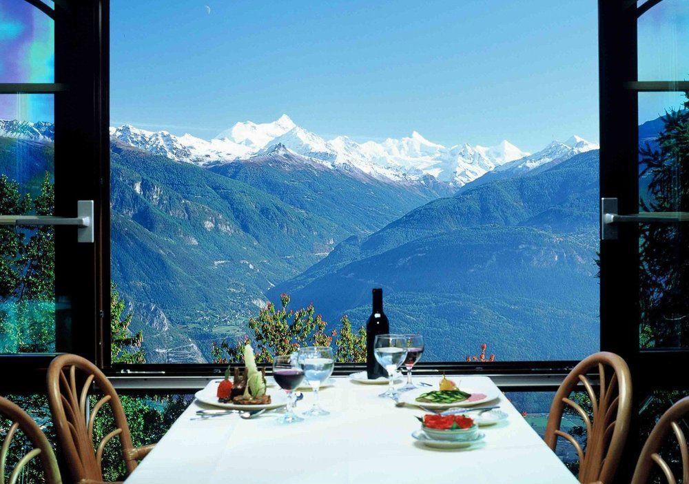 Hotel-Restaurant Le Mont Paisible, Crans-Montana Exteriör bild