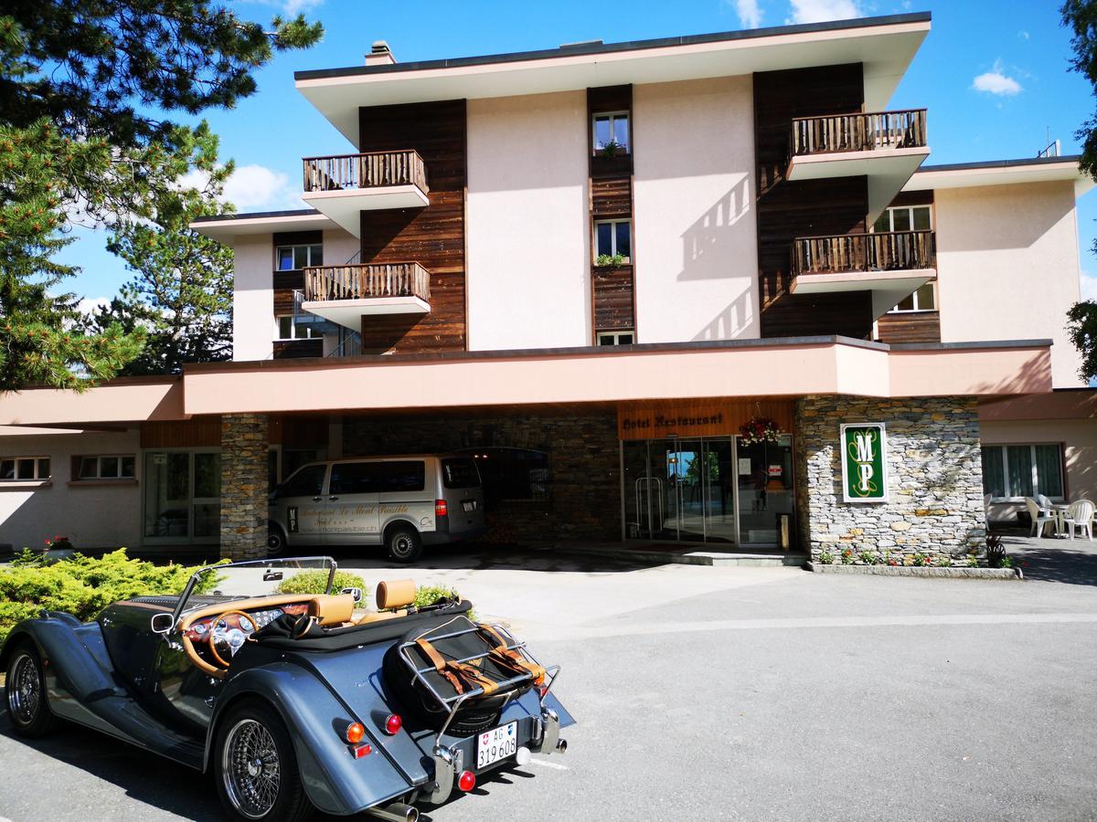 Hotel-Restaurant Le Mont Paisible, Crans-Montana Exteriör bild